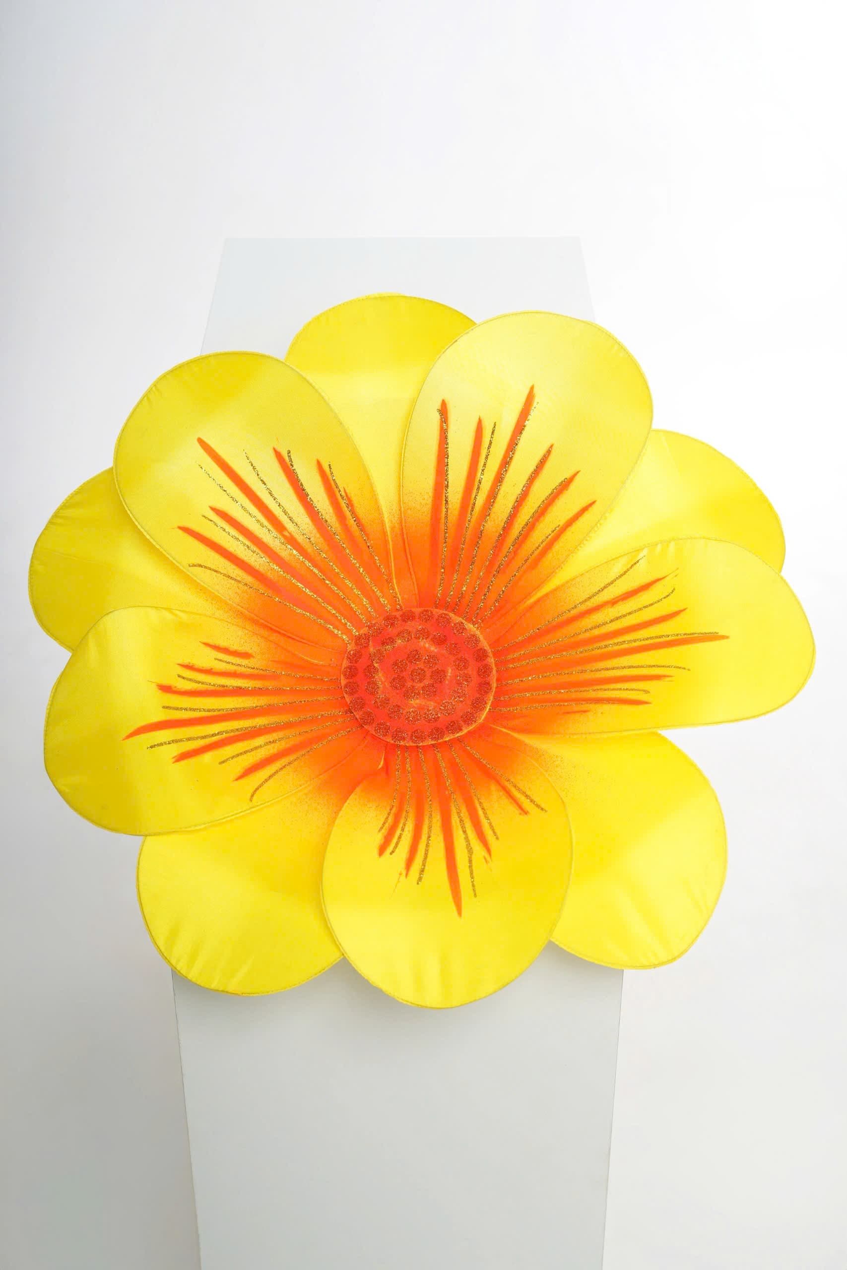 Hoa mai lớn cầm tay 60cm (cặp)