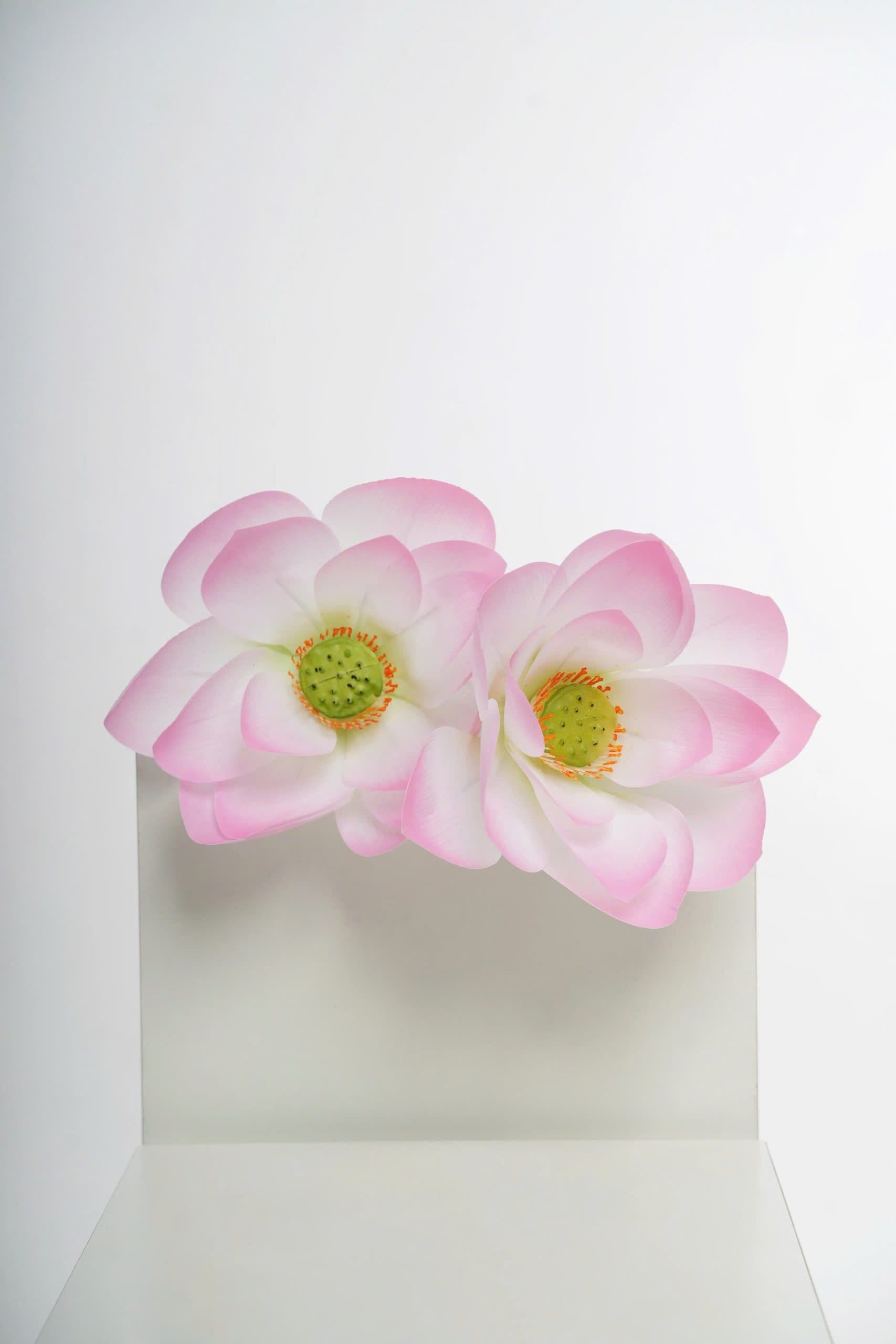 Hoa sen PU hồng nhạt (cành)